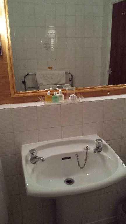 Expanse Hotel South Cave Kamer foto