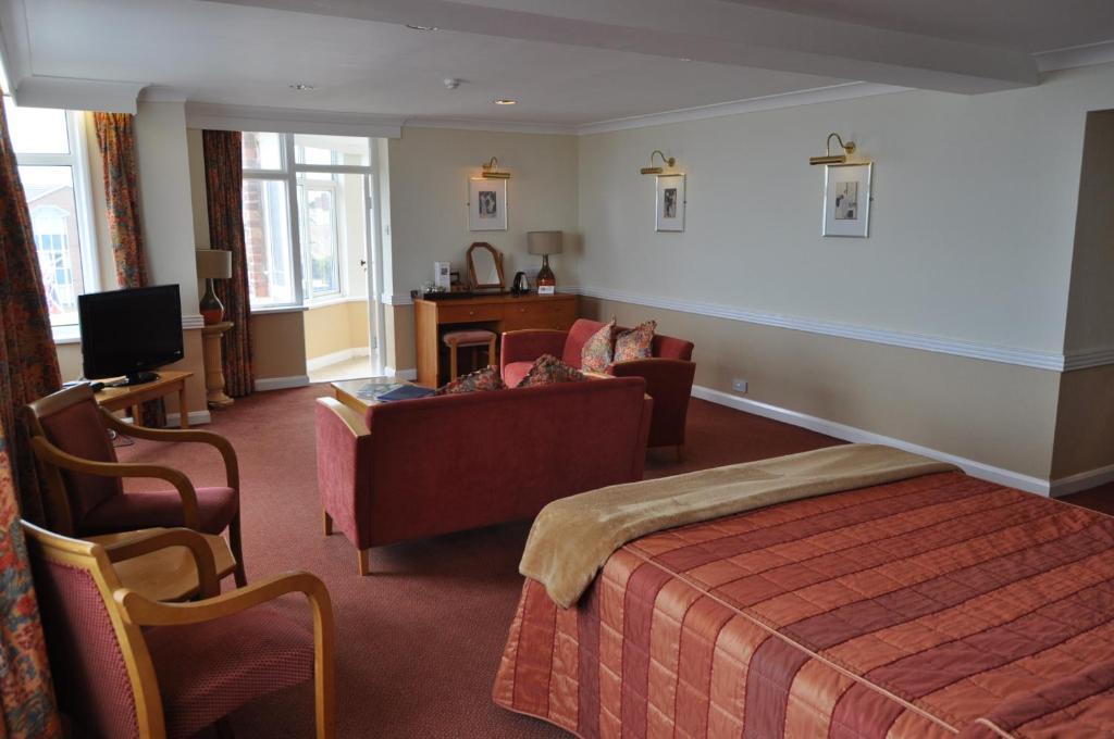Expanse Hotel South Cave Kamer foto